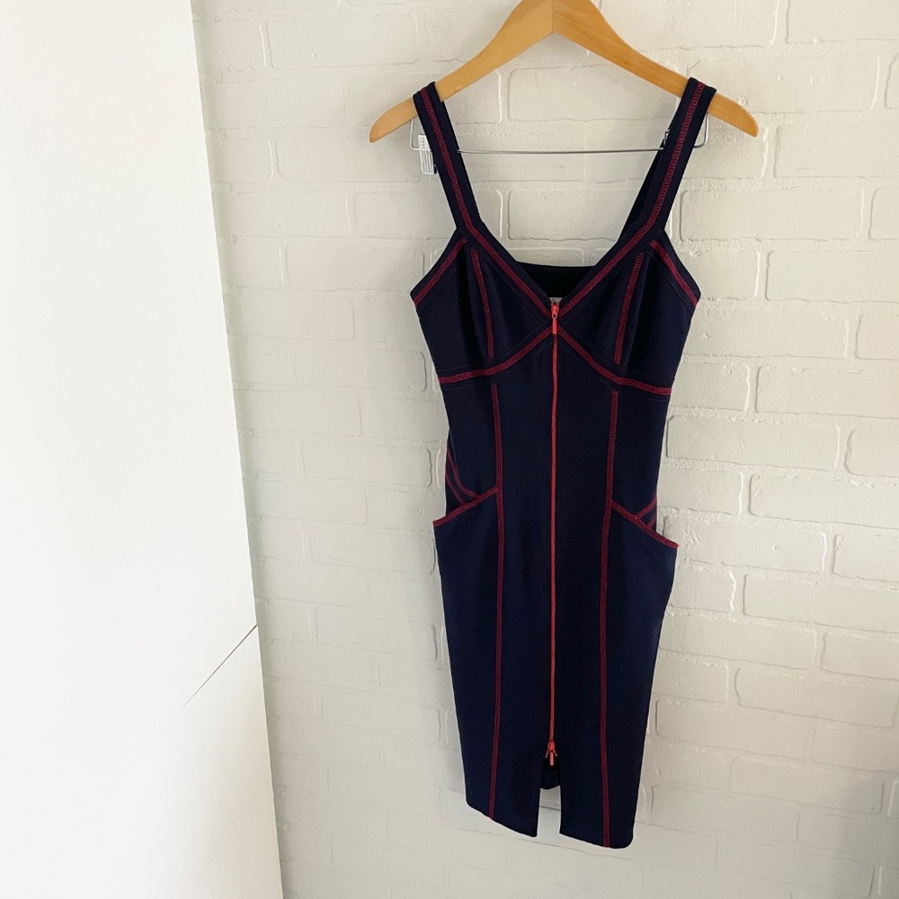 Joseph Ribkoff Futuristic Bodycon Zip Dress Contrast Stitch Statement Pockets 6 - Picture 13 of 15
